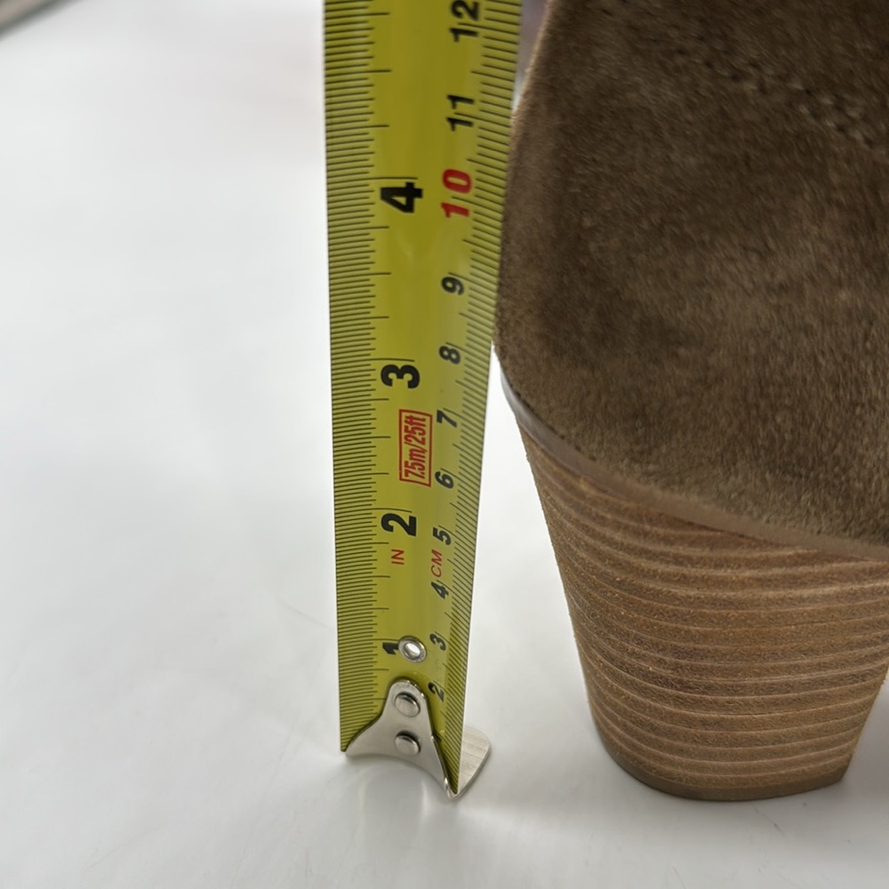 Vince Camuto Brown Suede Ankle Boot Size 8.5 MCA7094K - Picture 6 of 7